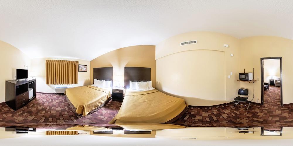 Econo Lodge Уотертаун Экстерьер фото